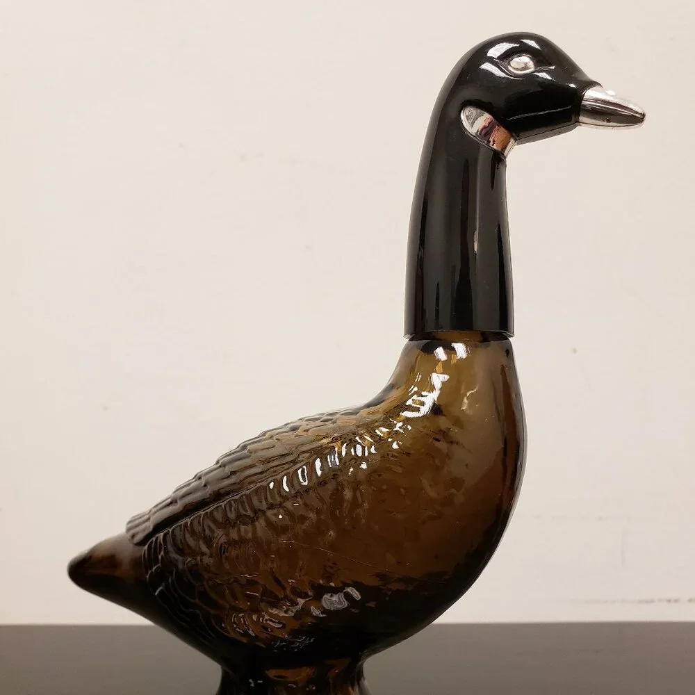 Avon vintage canadian